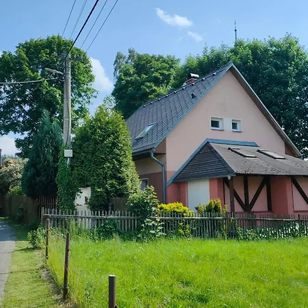 Symbiola House Vila *