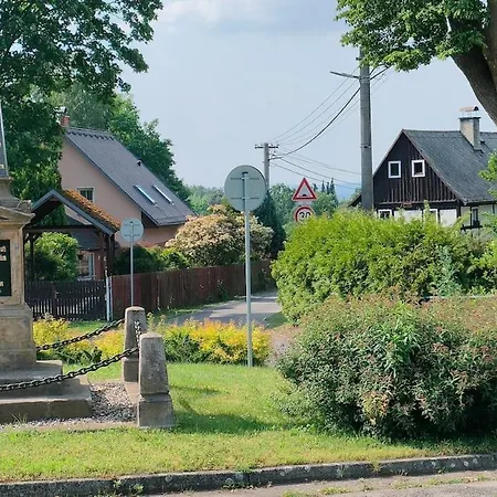 Symbiola House Villa