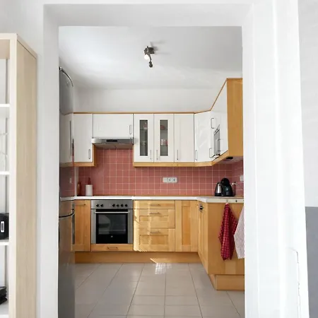 Symbiola House Villa