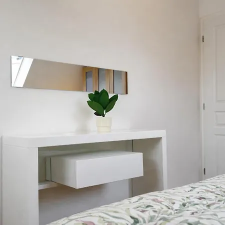 Symbiola House Villa Arnoltice u Decina