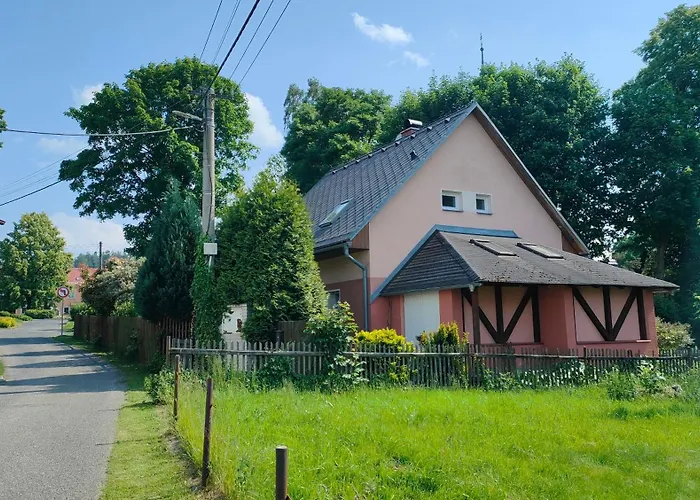 Symbiola House Villa *