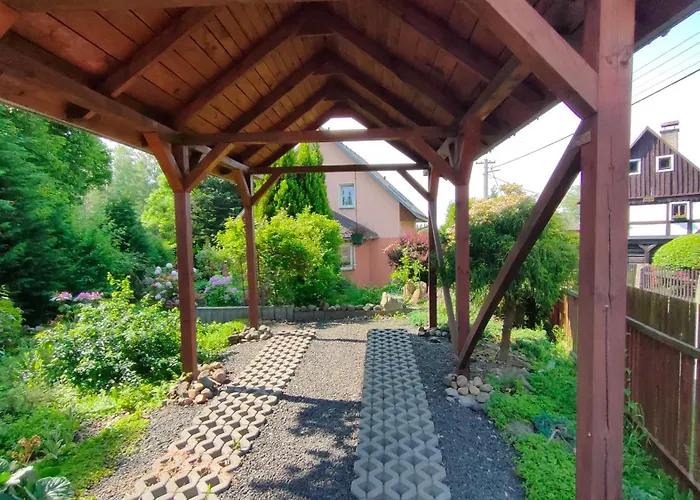 Villa Symbiola House *