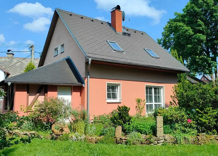 Symbiola House Villa
