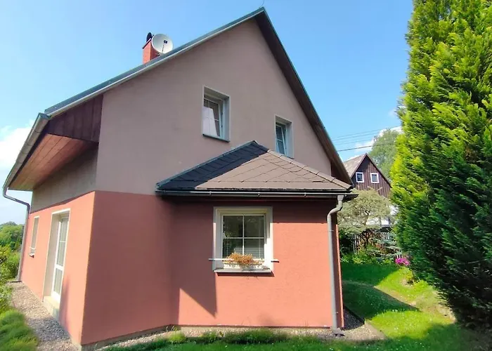 Symbiola House * Arnoltice u Decina