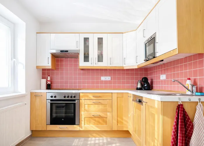 Symbiola House *