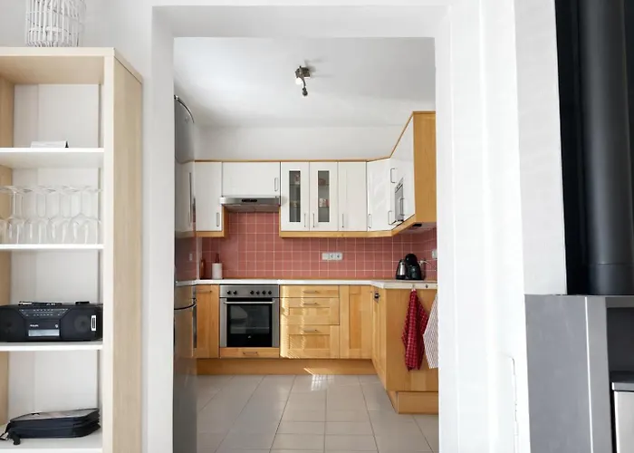 Symbiola House Villa